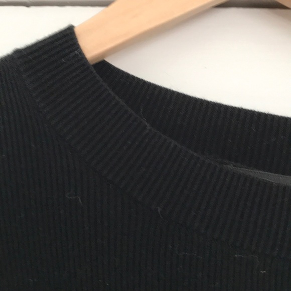 Sweater - Picture 3 of 5